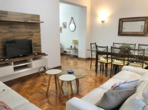 Apto FRENTE MAR nas Pitangueiras com 3 dorm e 1 vaga